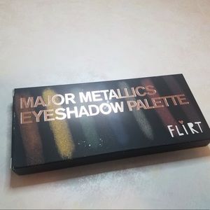 FLiRT Cosmetics Major Metallic Eyeshadow Palette